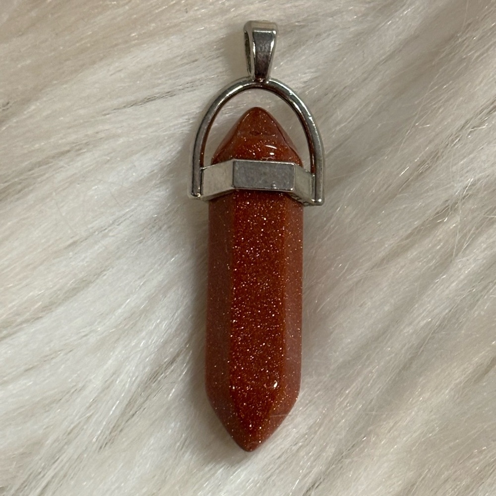 Gold Sandstone Crystal Pendant Reiki Chakra NWOT